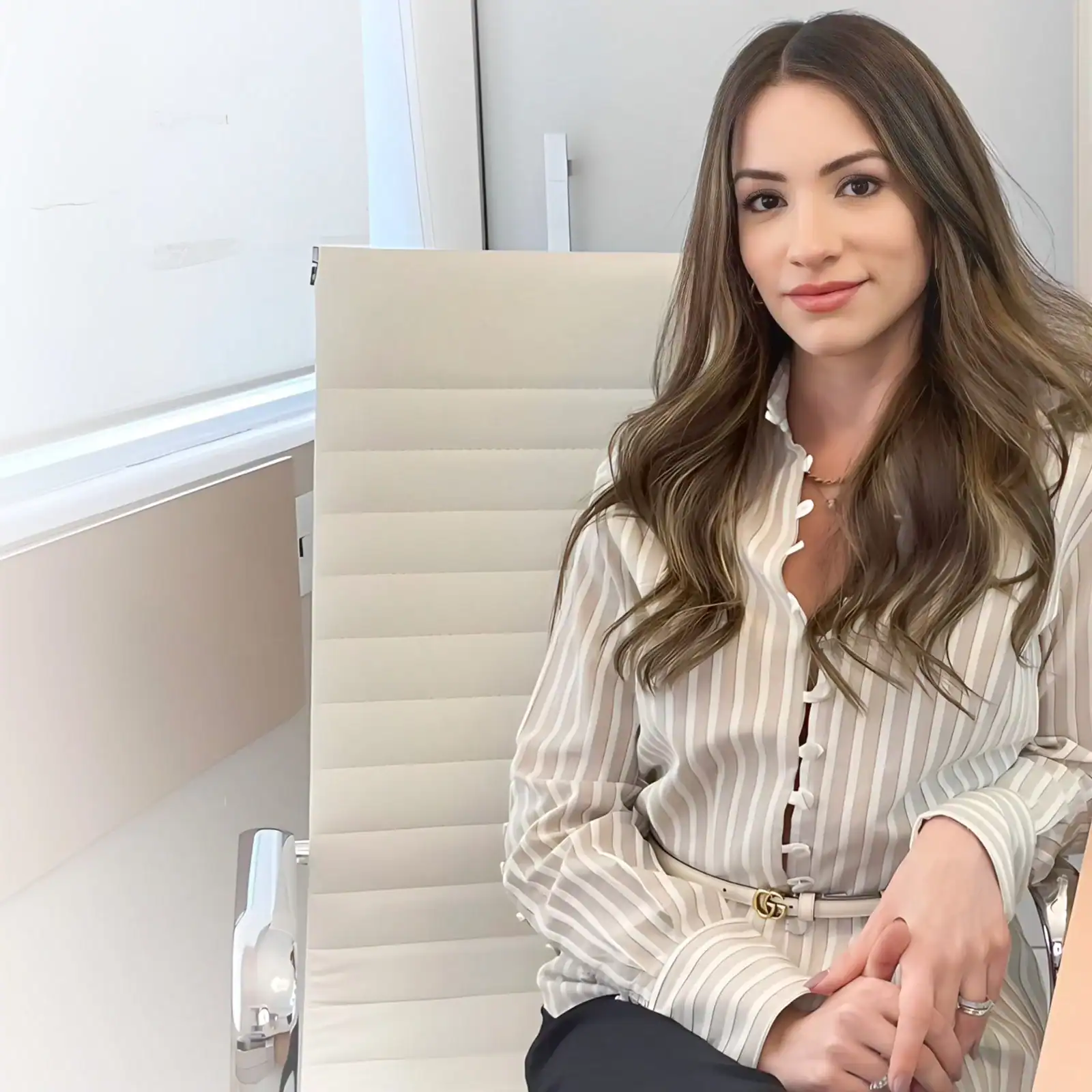 Dra. Cora Rivera - dermatologista criadora do Método ENCORPA